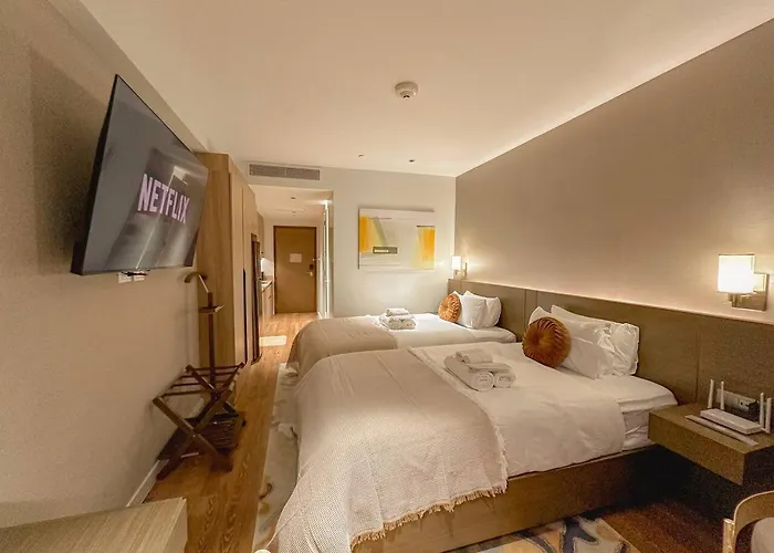 Hotel Premium Twin At Novotel Acqua - View Manila