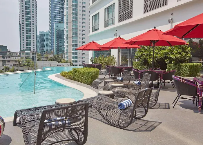 Hotel Premium Twin At Novotel Acqua - View Manila